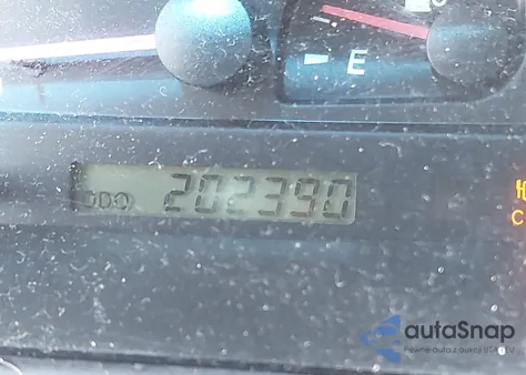 2002 Toyota Camry Le from USA, damaged, VIN 4T1BE32K12U589738